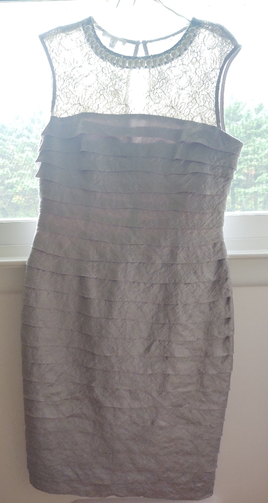 Ladies dress